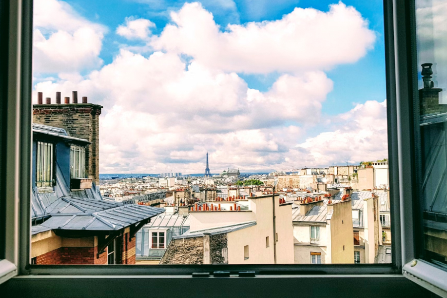 Looking for Budget Paris Hotels with the Eiffel Tower View